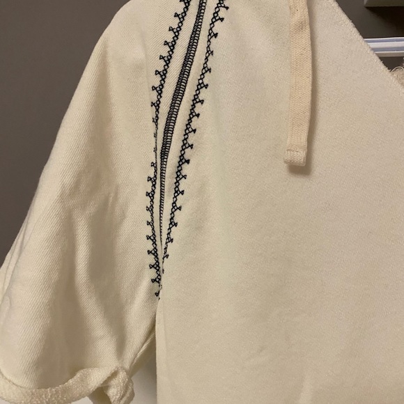T-shirt hooded sweater - Picture 2 of 6